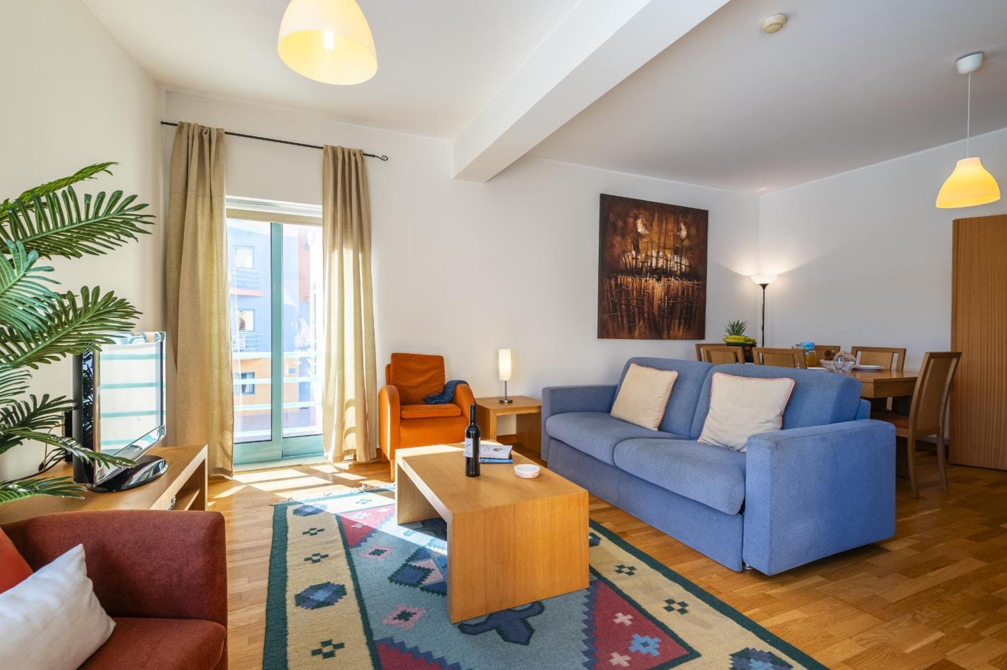 Marina Breeze Apartment With Pool - 900M From The Beach Albufeira Buitenkant foto